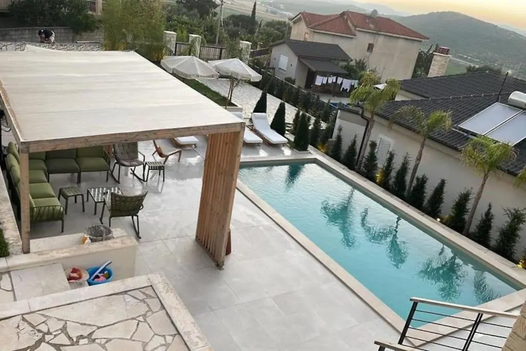 Green House Vlorë ヴィラ