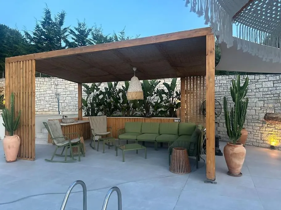 Green House Vlorë ヴィラ
